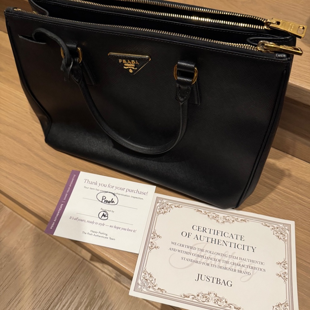 Large Prada Galleria Saffiano Black Leather Bag - Picture 15 of 16